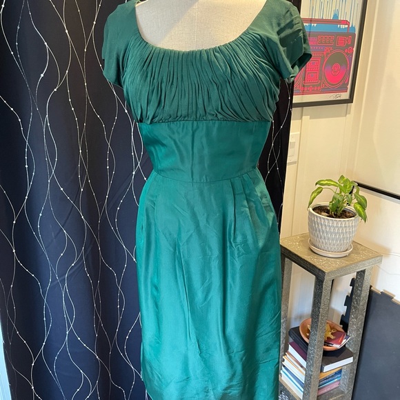 Vintage Emerald Green Dress and Jacket Set by Jay Thorpe of New York 1950’s - Picture 3 of 10